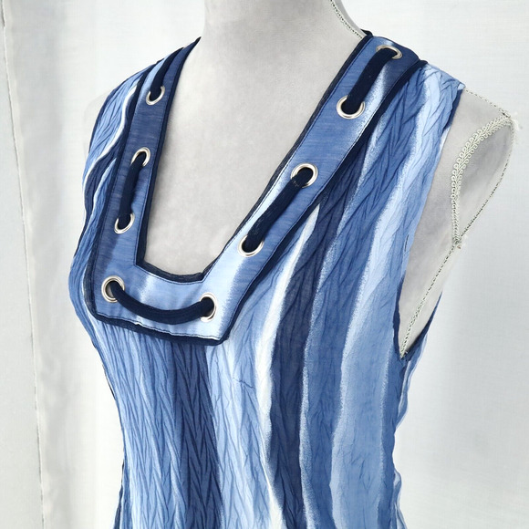 Alberto Makali Top Womens Small Blue Crinkle Fabric Stretch Blouse Sleeveless - Picture 11 of 12